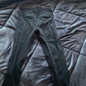 never worn pink leggings